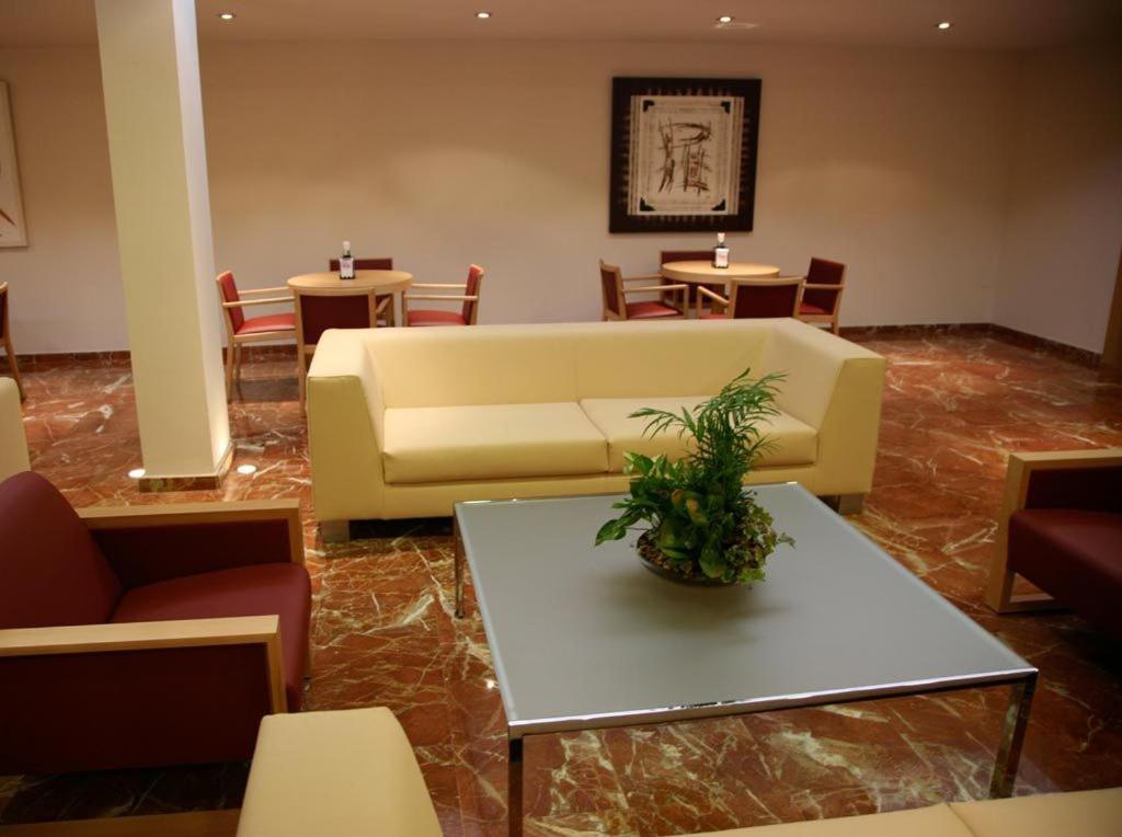 Tch Hotel Lorqui Bagian luar foto