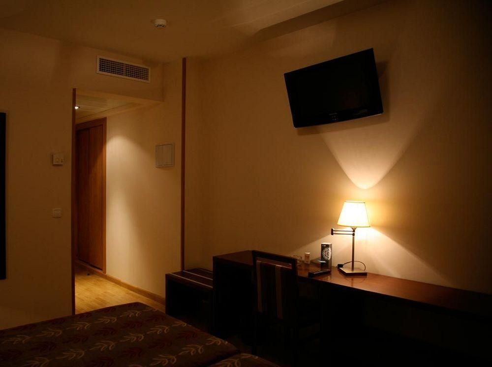 Tch Hotel Lorqui Bagian luar foto