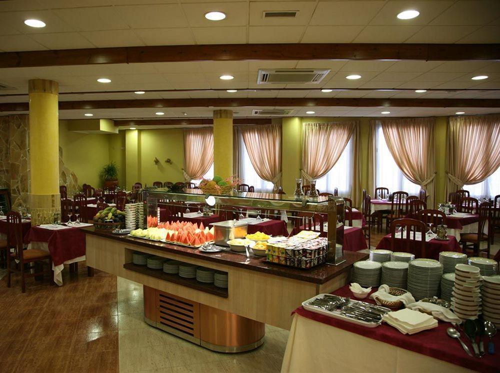Tch Hotel Lorqui Bagian luar foto
